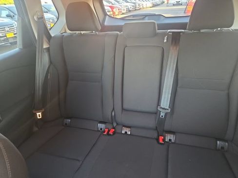 Used 2025 Nissan Rogue S AWD/4WD image 22