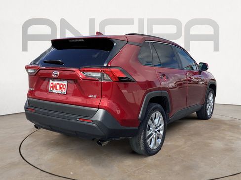 Used 2021 Toyota RAV4 XLE Premium FWD image 14