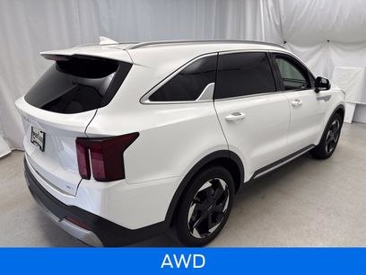 Used 2025 Kia Sorento EX w/ EX Panoramic Sunroof Package