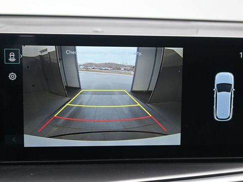 Used 2025 Kia Sorento S image 15