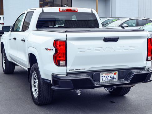 Used 2024 Chevrolet Colorado W/T AWD/4WD image 20