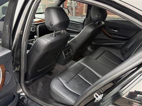 Used 2015 BMW 320i xDrive Sedan image 17
