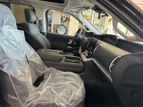 New 2026 Ford Expedition Max Active image 25