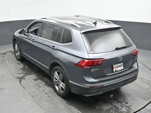 Used 2020 Volkswagen Tiguan SEL w/ 3rd Row Seat Package image 44