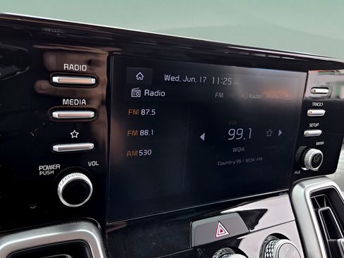 Used 2022 Kia Sorento LX FWD image 18