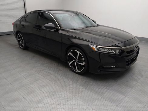 Used 2020 Honda Accord Sport image 11