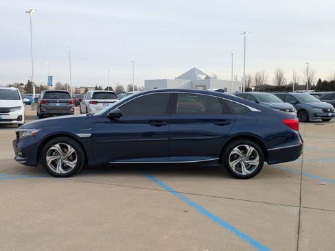 Certified 2020 Honda Accord EX image 10