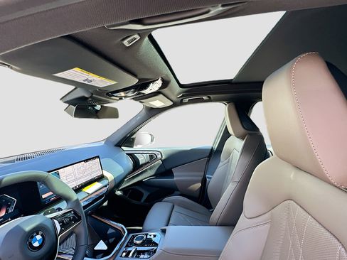 New 2025 BMW X3 xDrive30i w/ Premium Package image 17