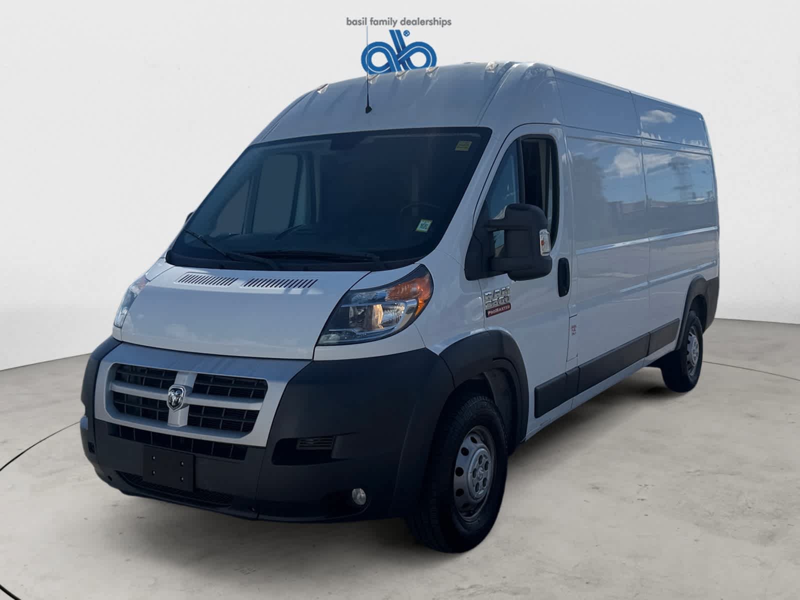 Used 2015 RAM ProMaster 2500 w/ Premium Appearance Group FWD image 2