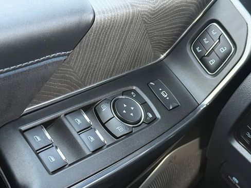 Certified 2025 Ford F350 Platinum image 24