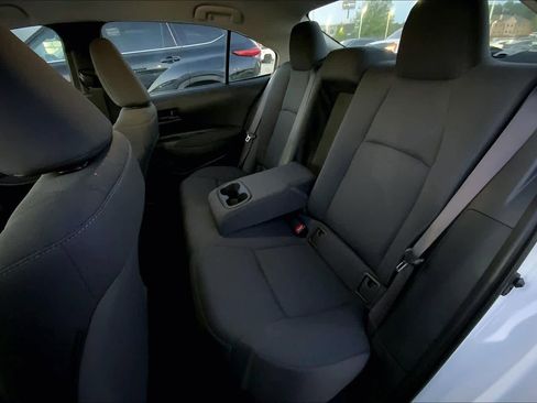 Used 2024 Toyota Corolla LE image 19