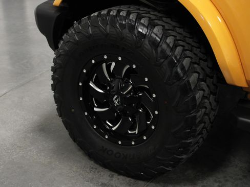 Used 2022 Ford Bronco Outer Banks image 10