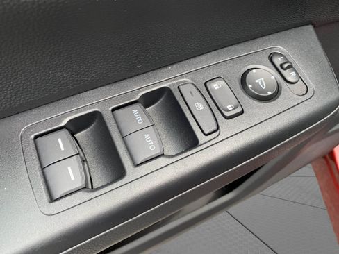 Certified 2025 Honda CR-V Sport image 12