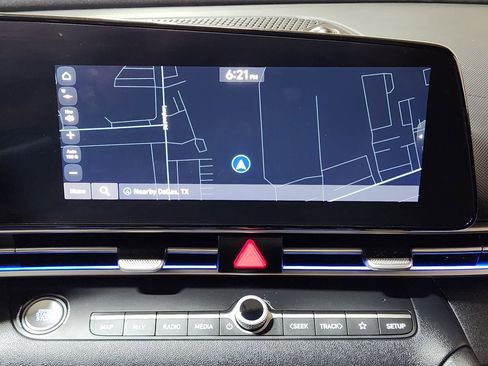 Used 2023 Hyundai Elantra Limited w/ Cargo Package image 35