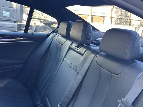 Used 2019 BMW 530i image 36