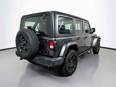 Used 2022 Jeep Wrangler Unlimited Sport AWD/4WD image 4