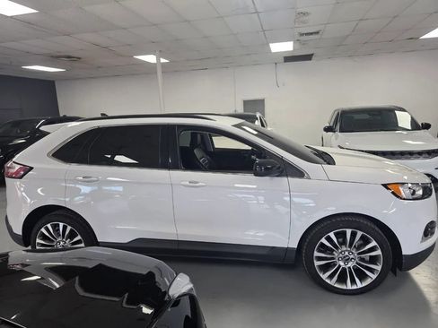 Used 2022 Ford Edge SEL w/ Sport Appearance Package AWD/4WD image 4