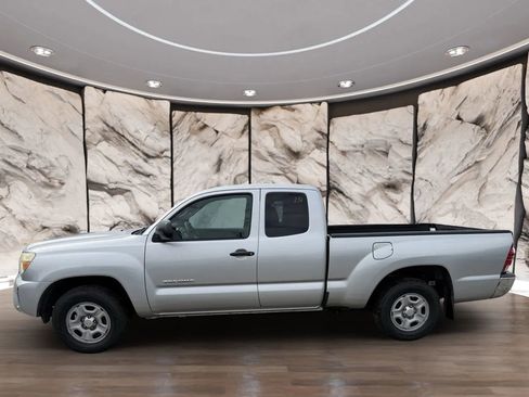 Used 2013 Toyota Tacoma 2WD Access Cab w/ SR5 Pkg image 5