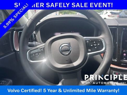 Certified 2023 Volvo XC60 B5 Ultimate w/ Climate Package FWD image 20