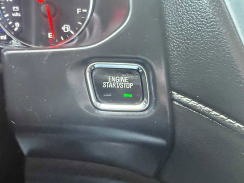 Used 2020 GMC Acadia SLT w/ Driver Alert Package II image 20