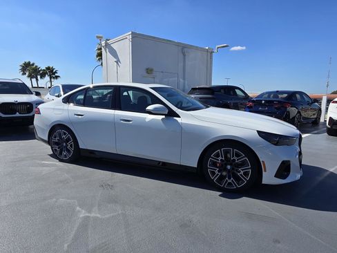 New 2026 BMW i5 eDrive40 w/ M Sport Package image 25