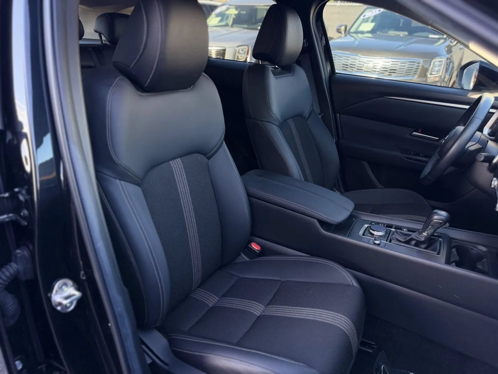 Used 2025 MAZDA CX-50 AWD 2.5 S w/ Weather Package image 35
