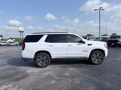 Used 2023 GMC Yukon AT4 AWD/4WD image 6
