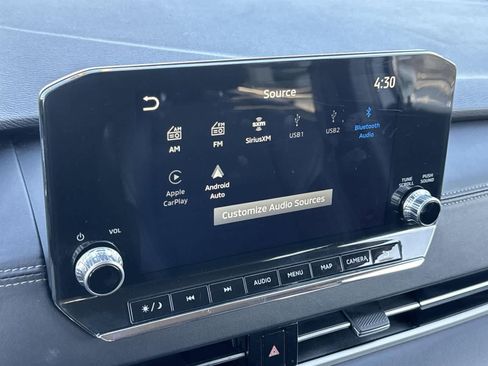 Used 2024 Mitsubishi Outlander SE image 16