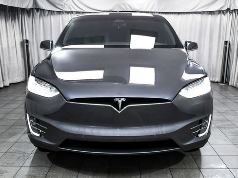 Used 2020 Tesla Model X Long Range AWD/4WD image 2