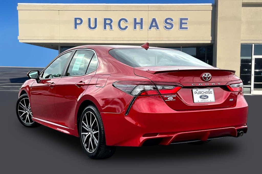 Used 2021 Toyota Camry SE FWD image 4