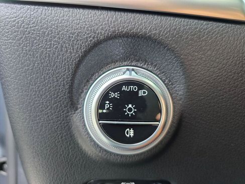 Used 2024 Mercedes-Benz C 300 4MATIC Sedan image 32