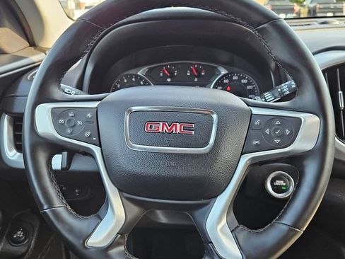Used 2024 GMC Terrain SLT AWD/4WD image 25