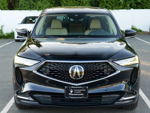 Used 2023 Acura MDX SH-AWD w/ Technology Package image 2