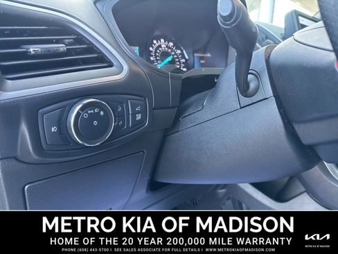 Used 2022 Ford Edge ST-Line w/ Cold Weather Package image 13