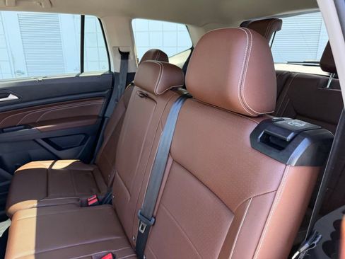 Used 2023 Volkswagen Atlas SE w/ Panoramic Sunroof Package AWD/4WD image 20