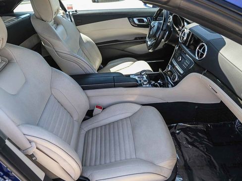 Used 2017 Mercedes-Benz SL 450 image 16