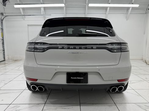 Certified 2021 Porsche Macan Turbo AWD/4WD image 13