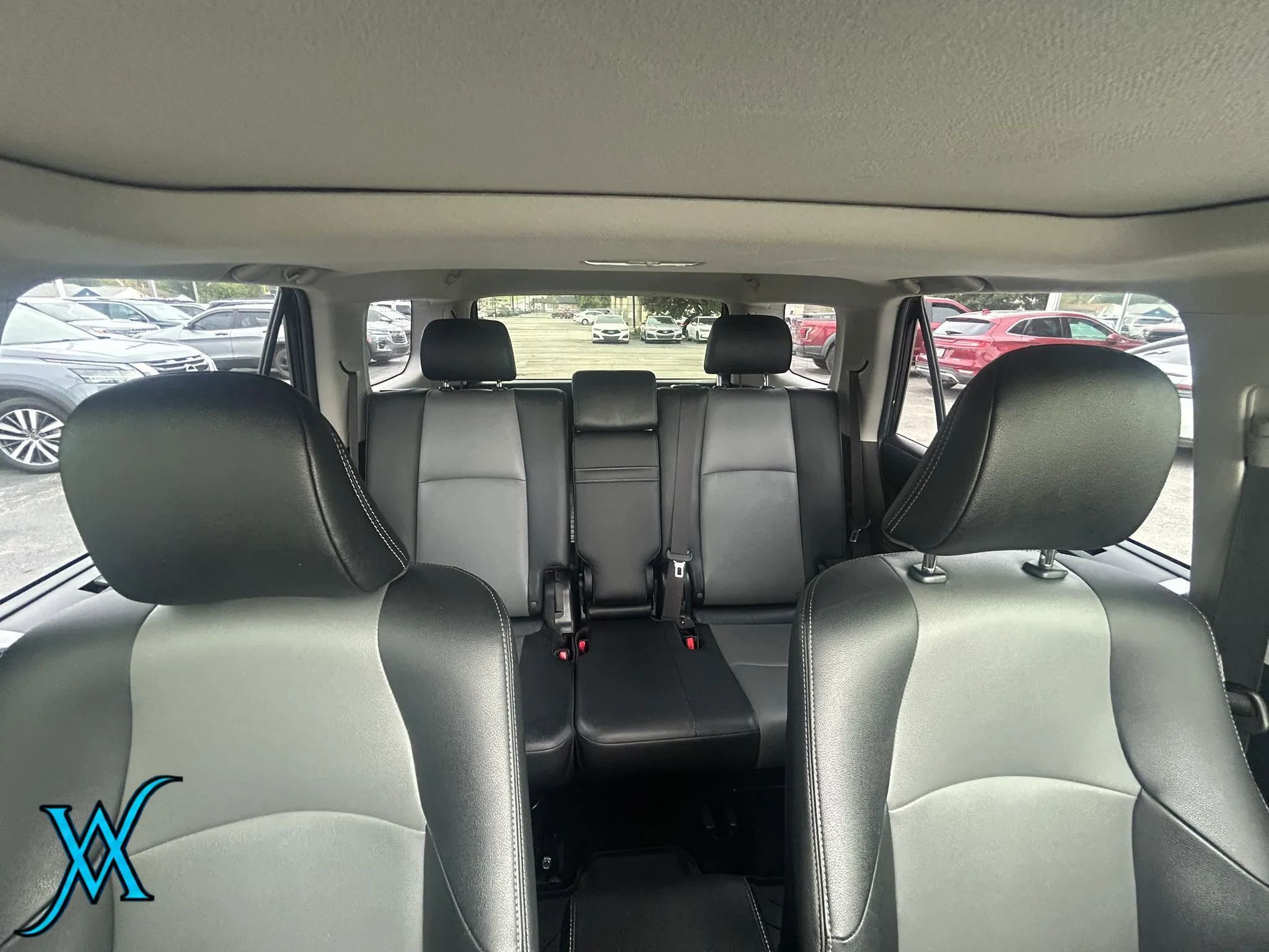 Used 2021 Toyota 4Runner SR5 Premium w/ Moonroof Package AWD/4WD image 29