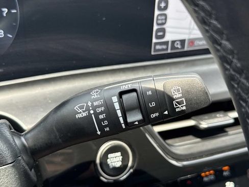 Used 2024 Kia Seltos S FWD image 25