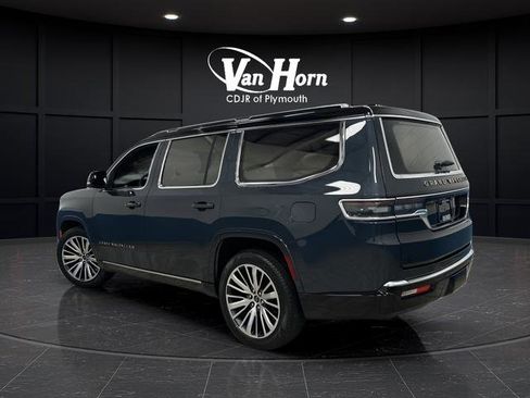 Used 2024 Jeep Grand Wagoneer Series III image 3