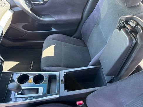 Used 2013 Nissan Altima 2.5 SV FWD image 27