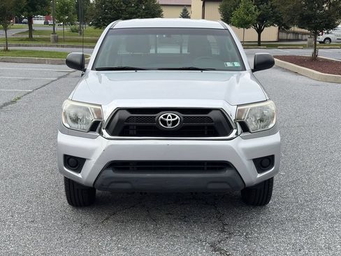 Used 2012 Toyota Tacoma 2WD Access Cab w/ SR5 Pkg image 3