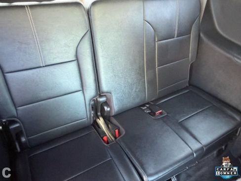 Used 2024 GMC Acadia Elevation FWD image 30