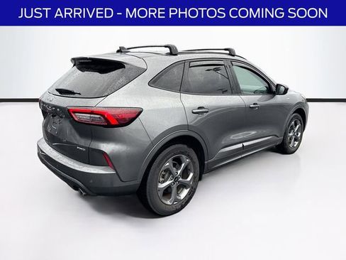 Certified 2023 Ford Escape ST-Line w/ Tech Pack #1 AWD/4WD image 8