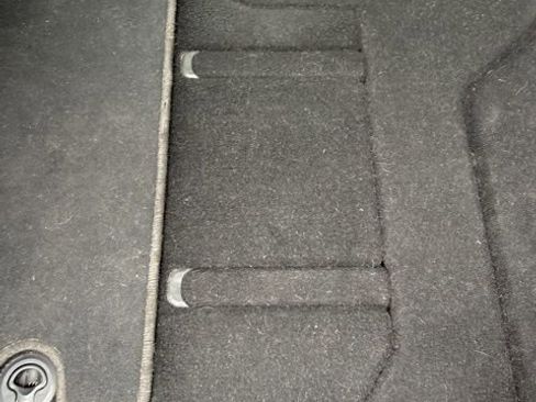 Used 2018 Chrysler Pacifica Limited image 16