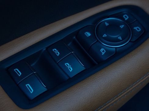 Used 2023 Cadillac XT5 Premium Luxury w/ Technology Package image 21