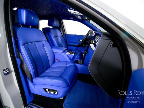 Used 2024 Rolls-Royce Phantom Sedan w/ The Phantom Package RWD image 35