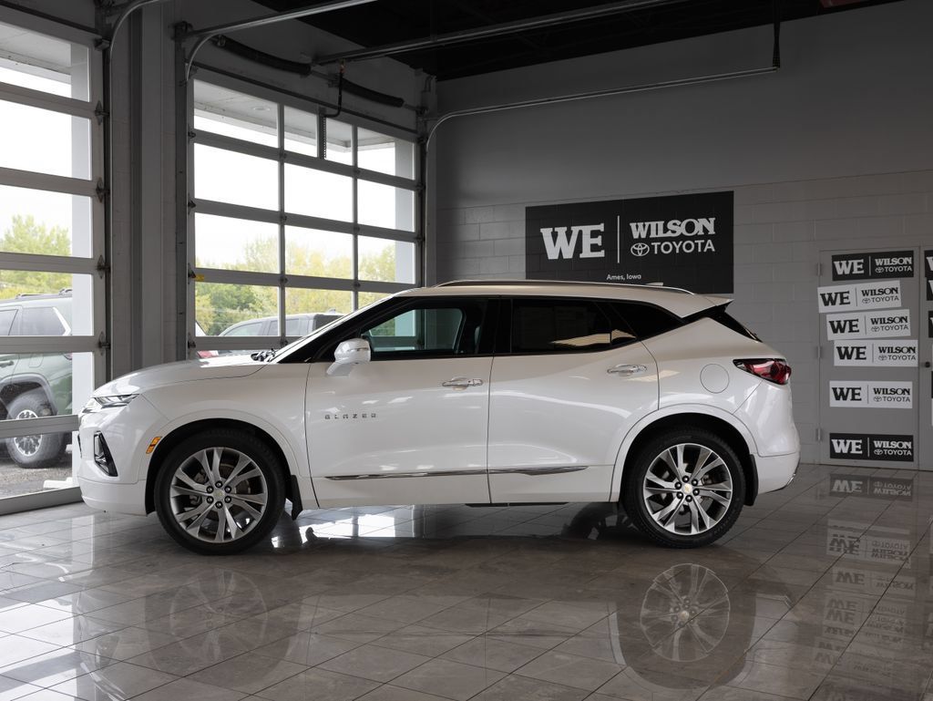 Used 2020 Chevrolet Blazer Premier w/ Driver Confidence II Package FWD image 1