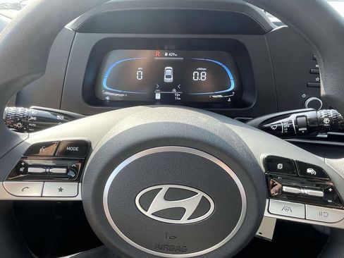 New 2026 Hyundai Elantra SE image 17
