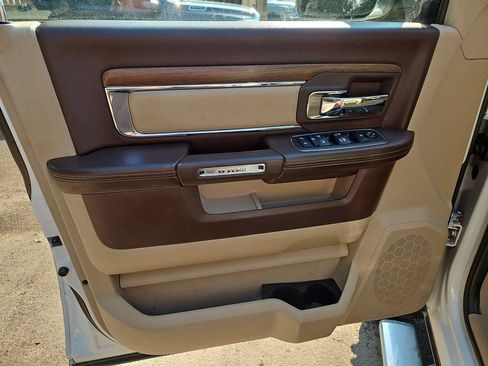 Used 2017 RAM 3500 Laramie AWD/4WD image 11